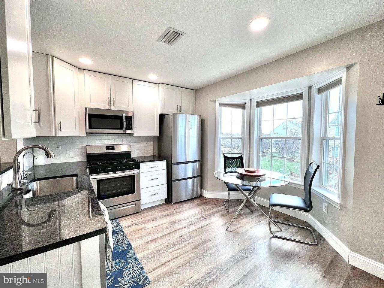 779 Reading Ct Unit 40 - Photo 4 of 23