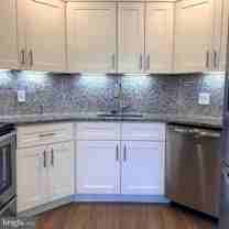 2018-2020 Walnut St Unit 18j - Photo 1 of 1