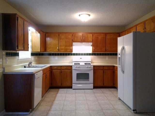 2503 Splinter Ct - Photo 3 of 10