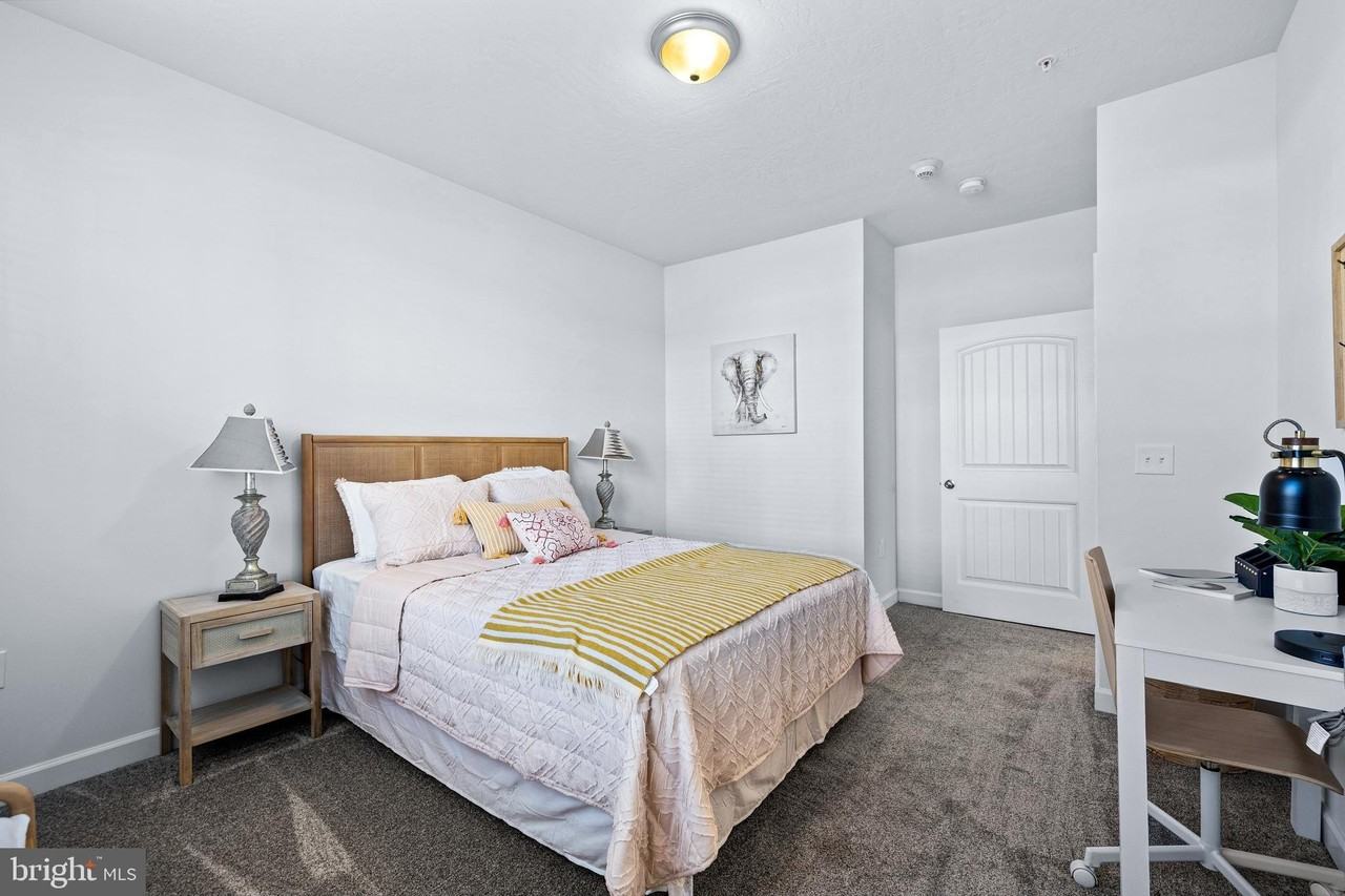 2204 Lincoln Way - Photo 6 of 18