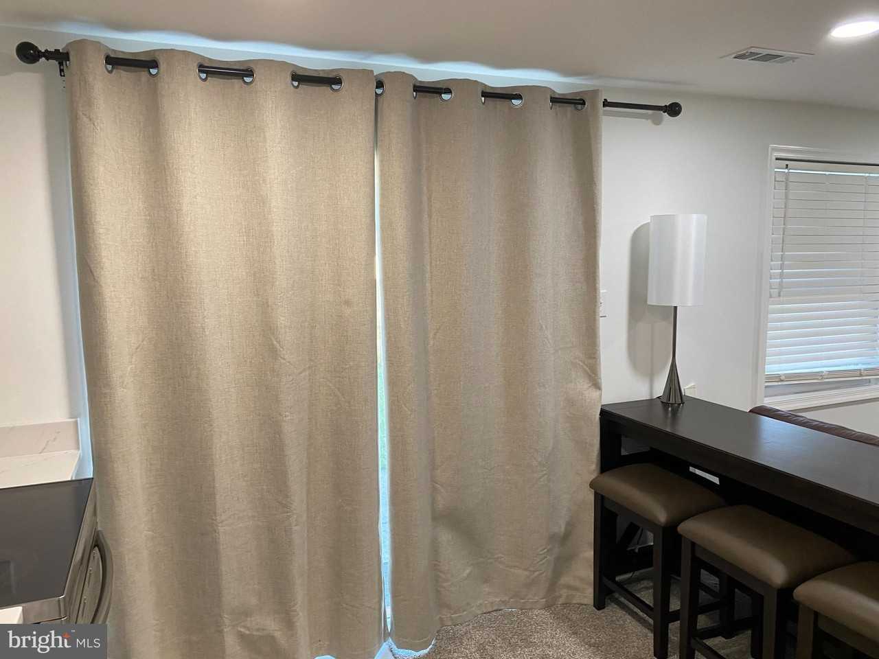 7416 Rhondda Dr - Photo 4 of 13