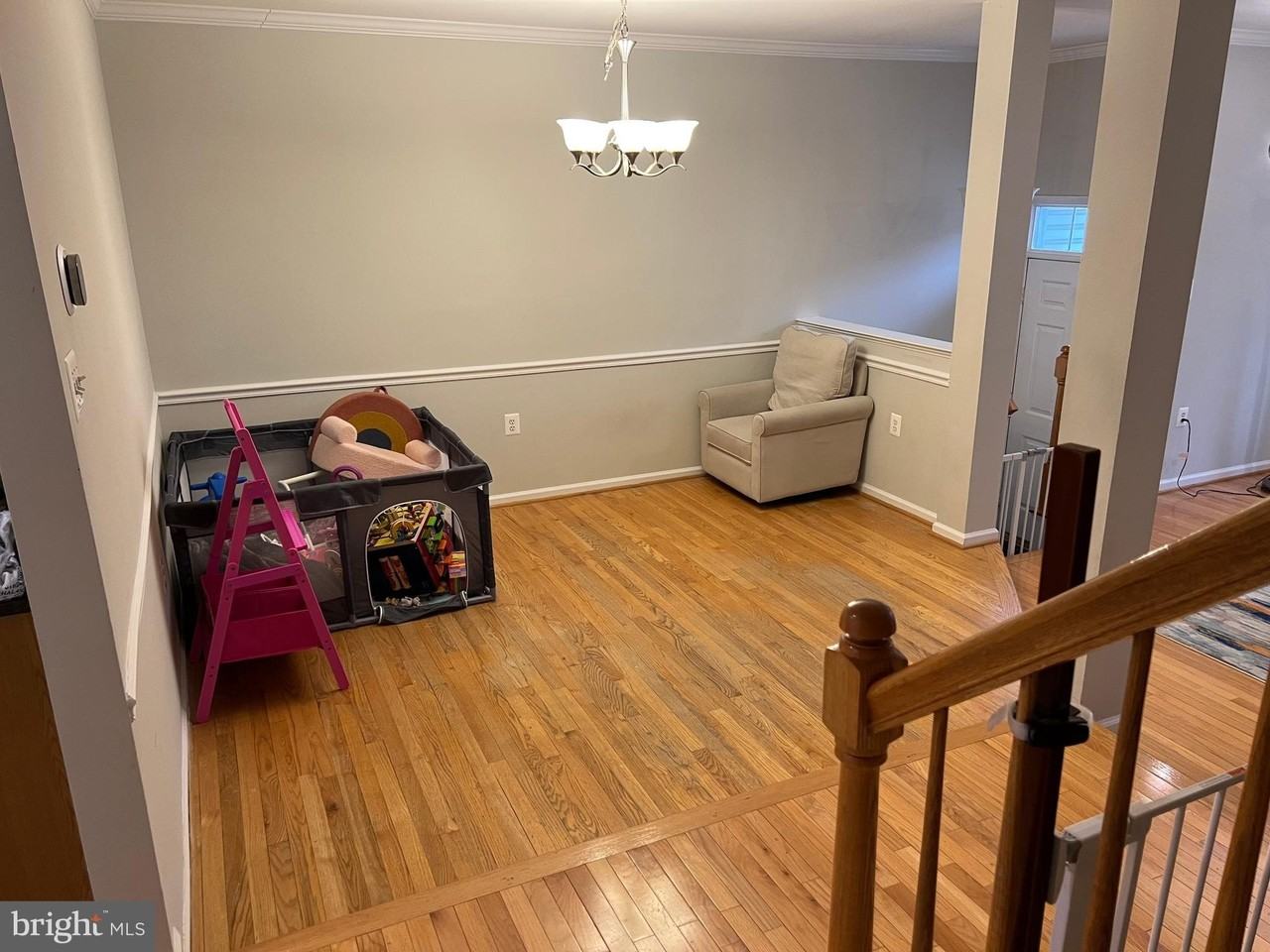 20904 Sandstone Sq - Photo 4 of 25