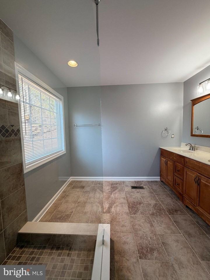 123 Whitsons Run - Photo 6 of 13