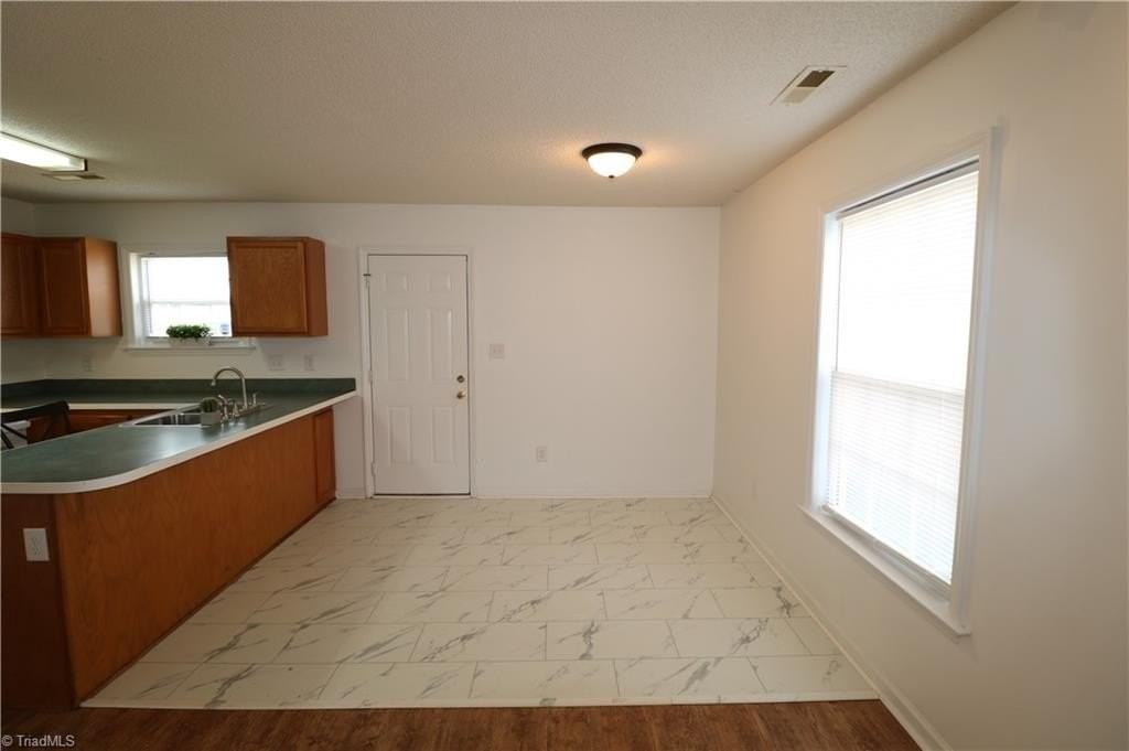 2502 Bethabara Rd - Photo 4 of 22