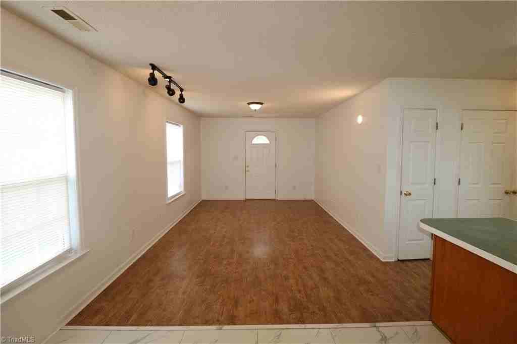 2502 Bethabara Rd - Photo 6 of 22