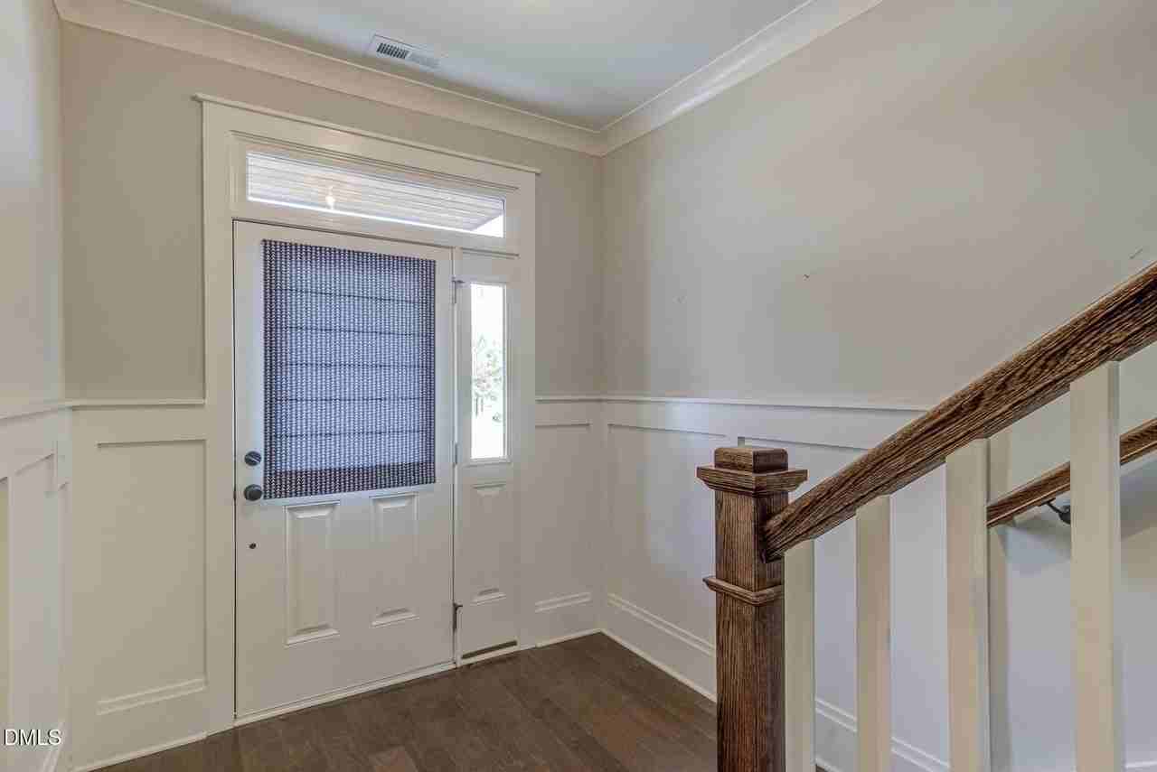 208 Asher Springs Cir - Photo 3 of 43
