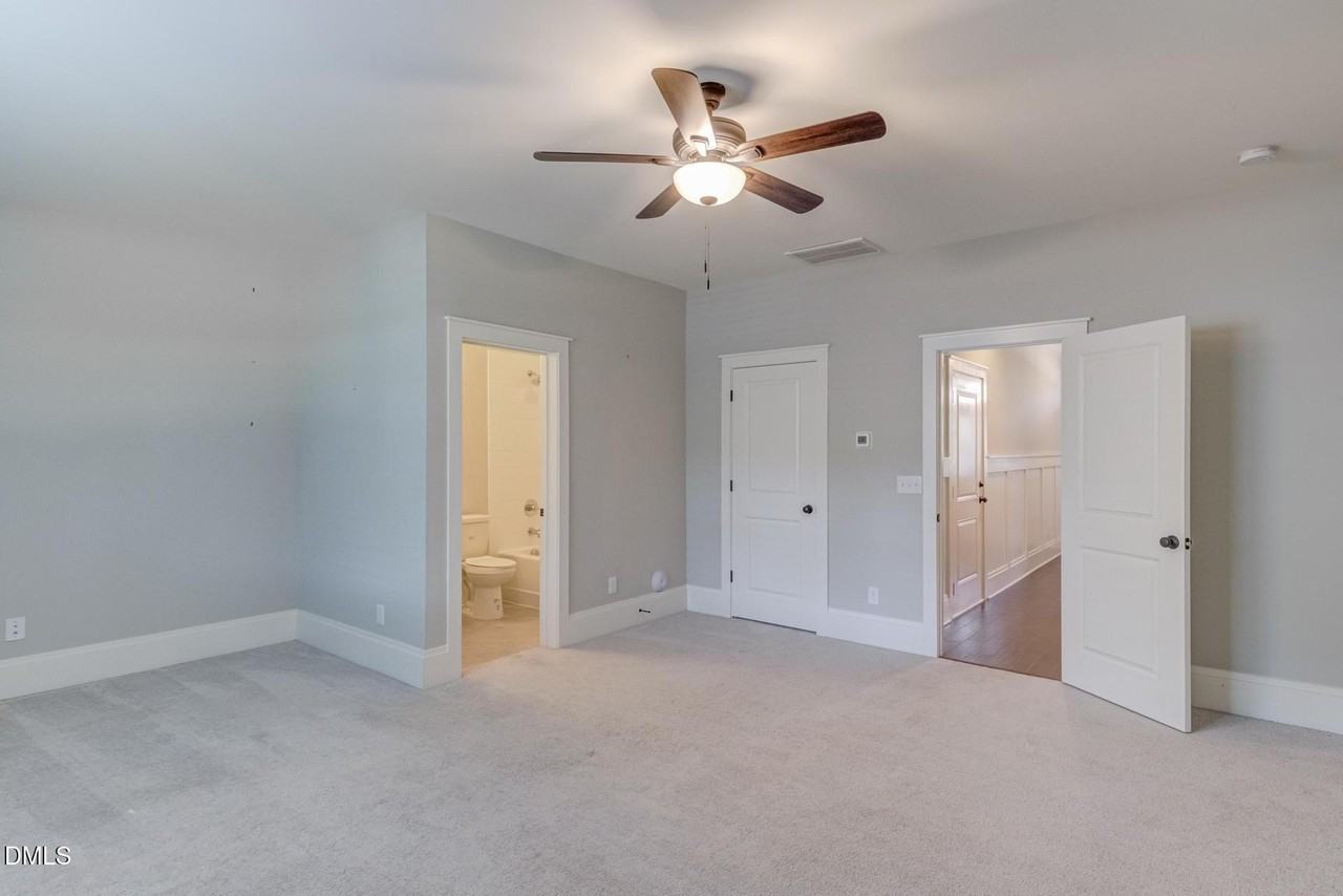 208 Asher Springs Cir - Photo 7 of 43