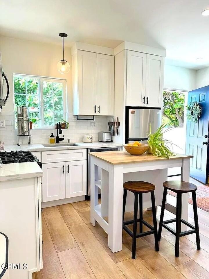 3332 Thorpe Ave - Photo 7 of 20