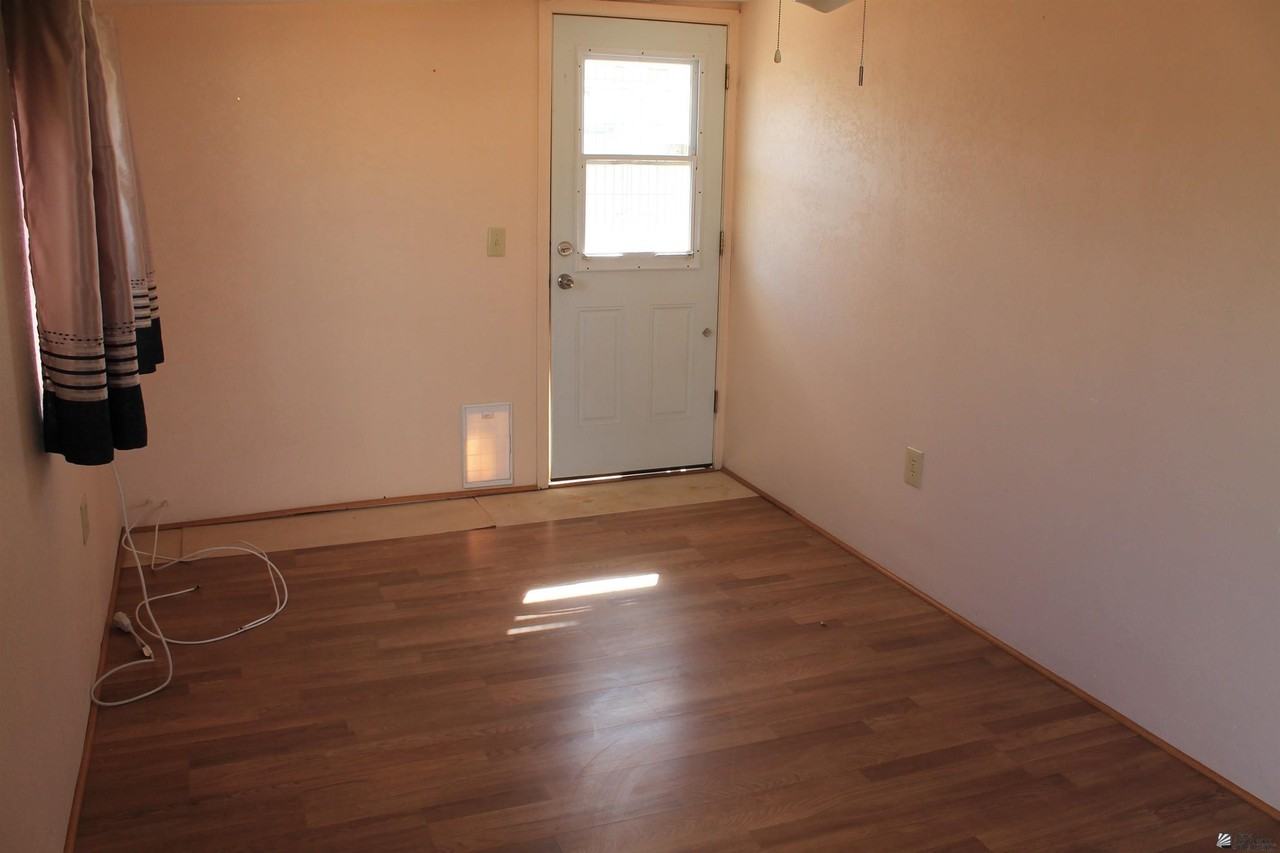 10349 E 28th Ln - Photo 2 of 17