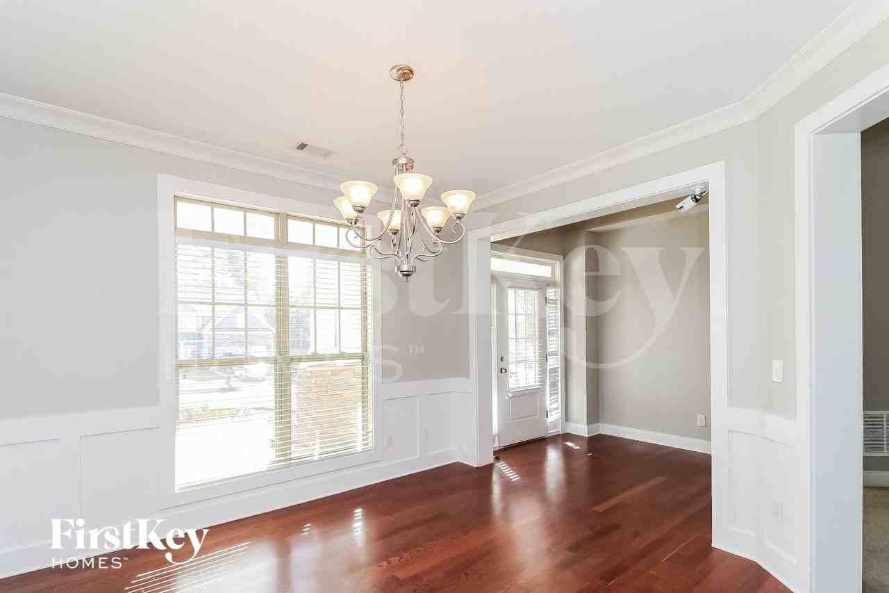 52 Sweetwater Bridge Cir - Photo 3 of 14