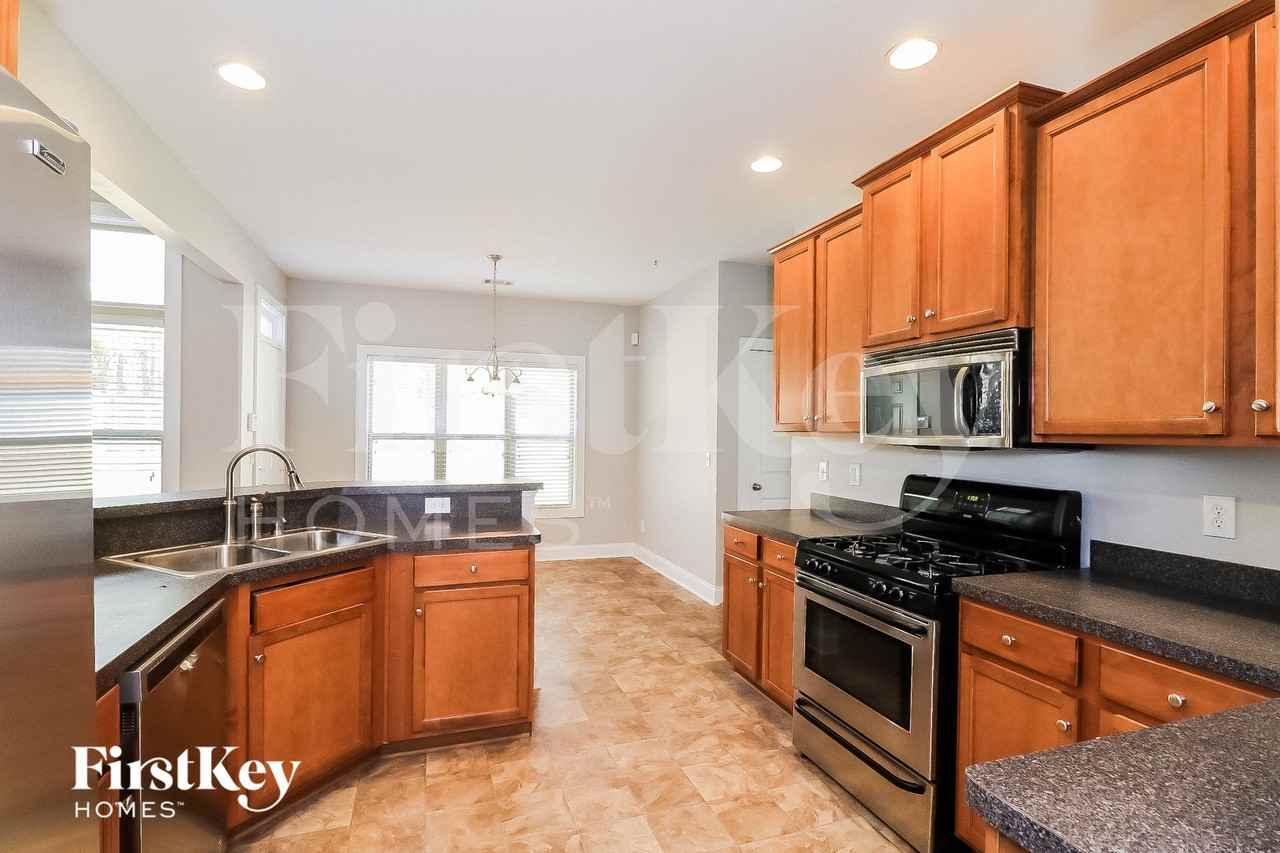 52 Sweetwater Bridge Cir - Photo 6 of 14