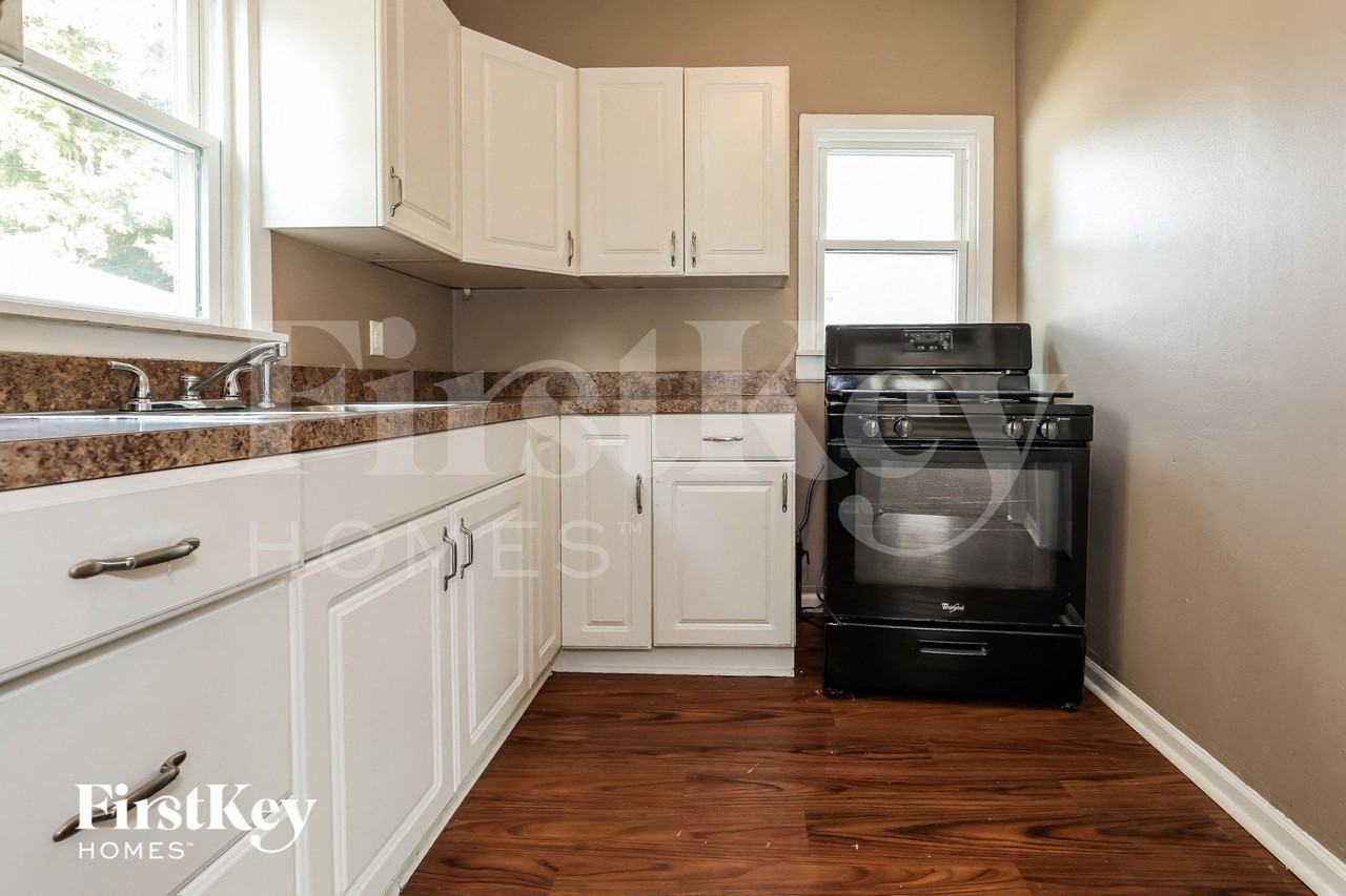 754 North Ave - Photo 6 of 14