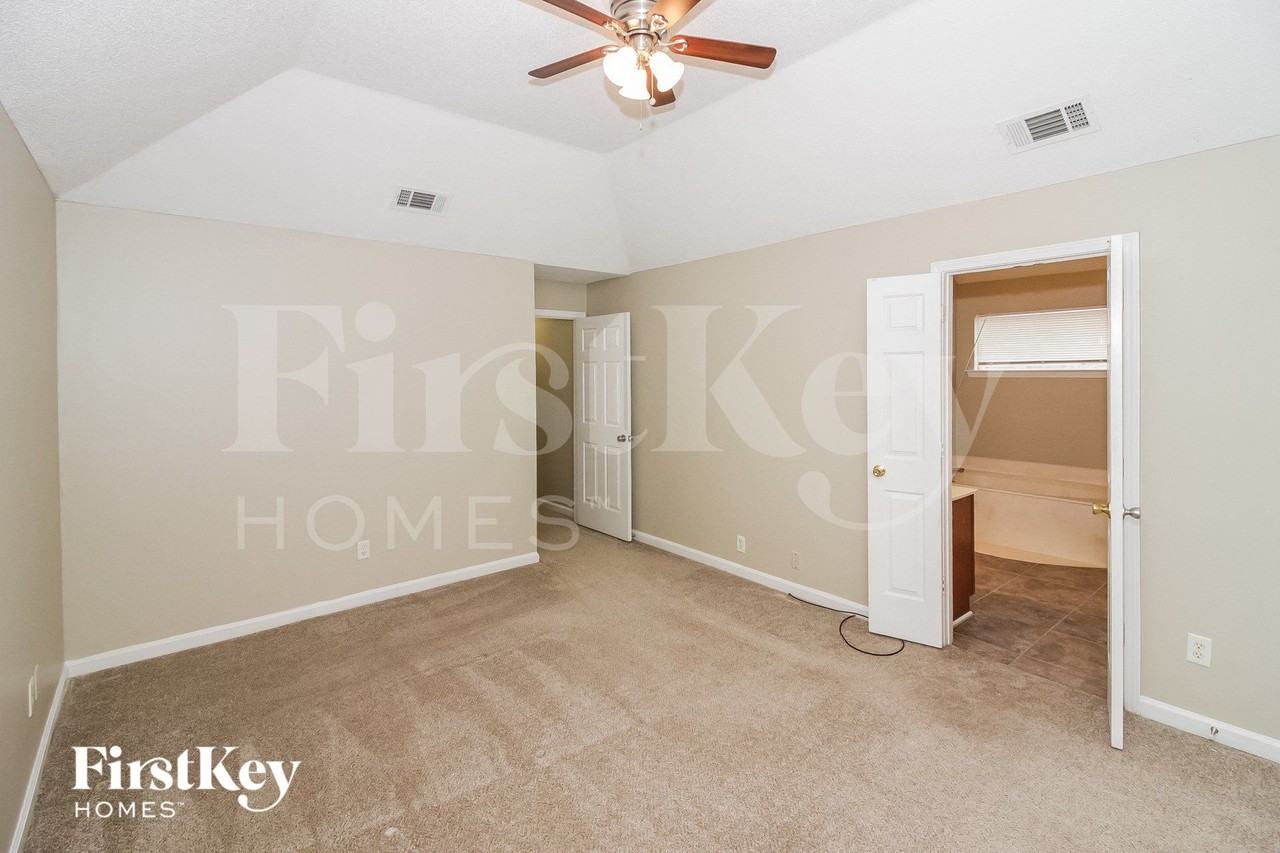 6853 Shorey Ln - Photo 7 of 15