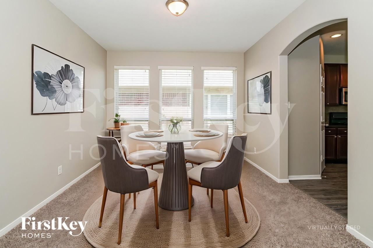 4162 Wells Mark Dr - Photo 7 of 19