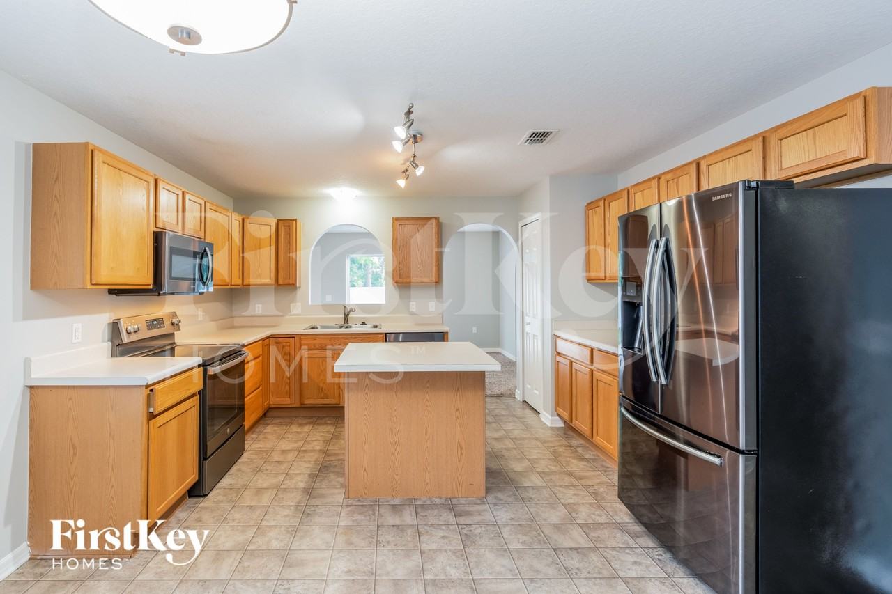 3315 97th Ln E - Photo 4 of 15