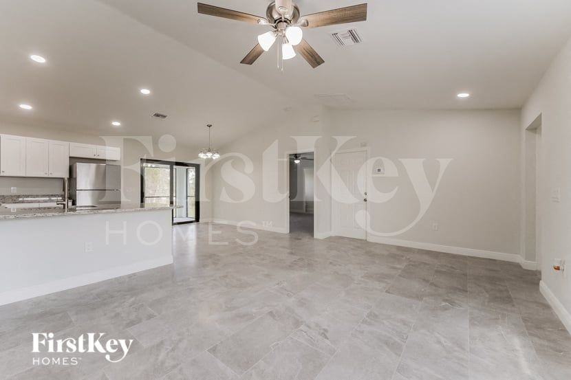 3200 Se 5th Street Ct - Photo 4 of 15