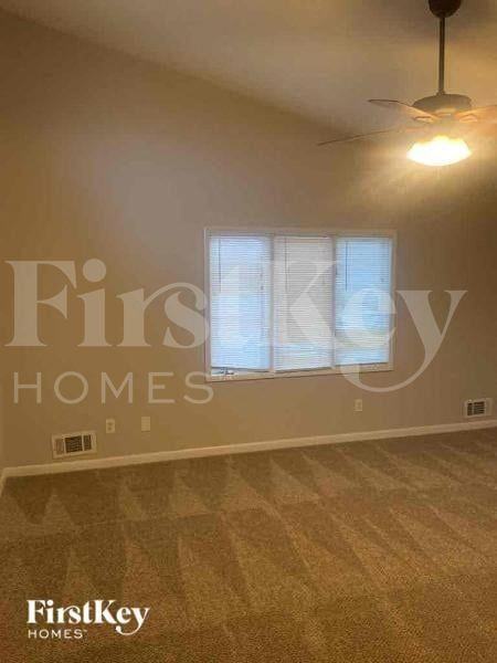 2876 Fieldstone Dr Se - Photo 7 of 12