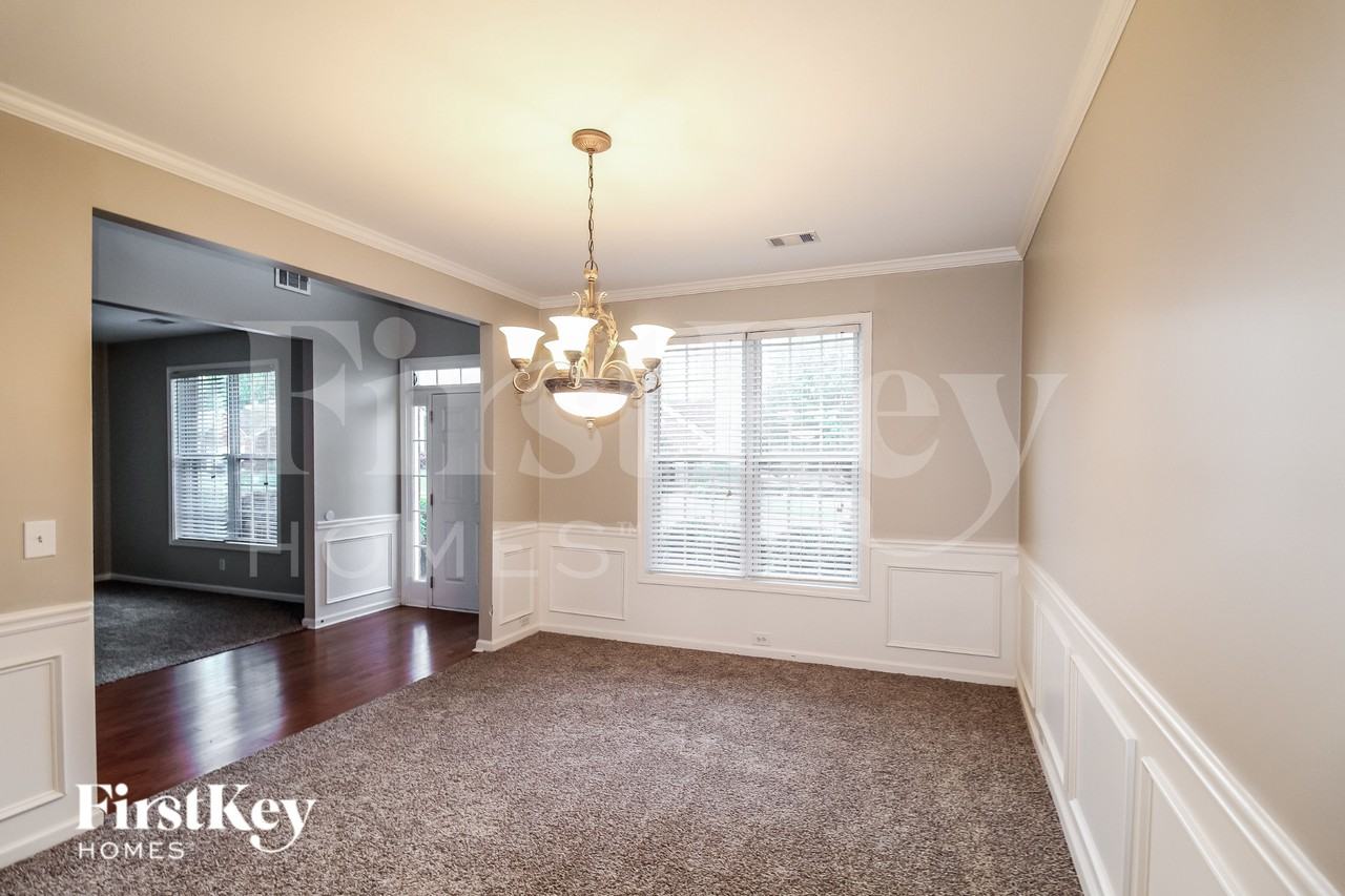 2775 Haynes Club Cir - Photo 4 of 16