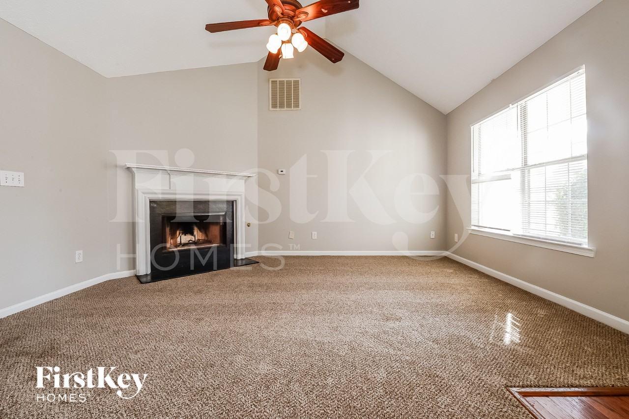 200 Misty Ridge Trl - Photo 2 of 15