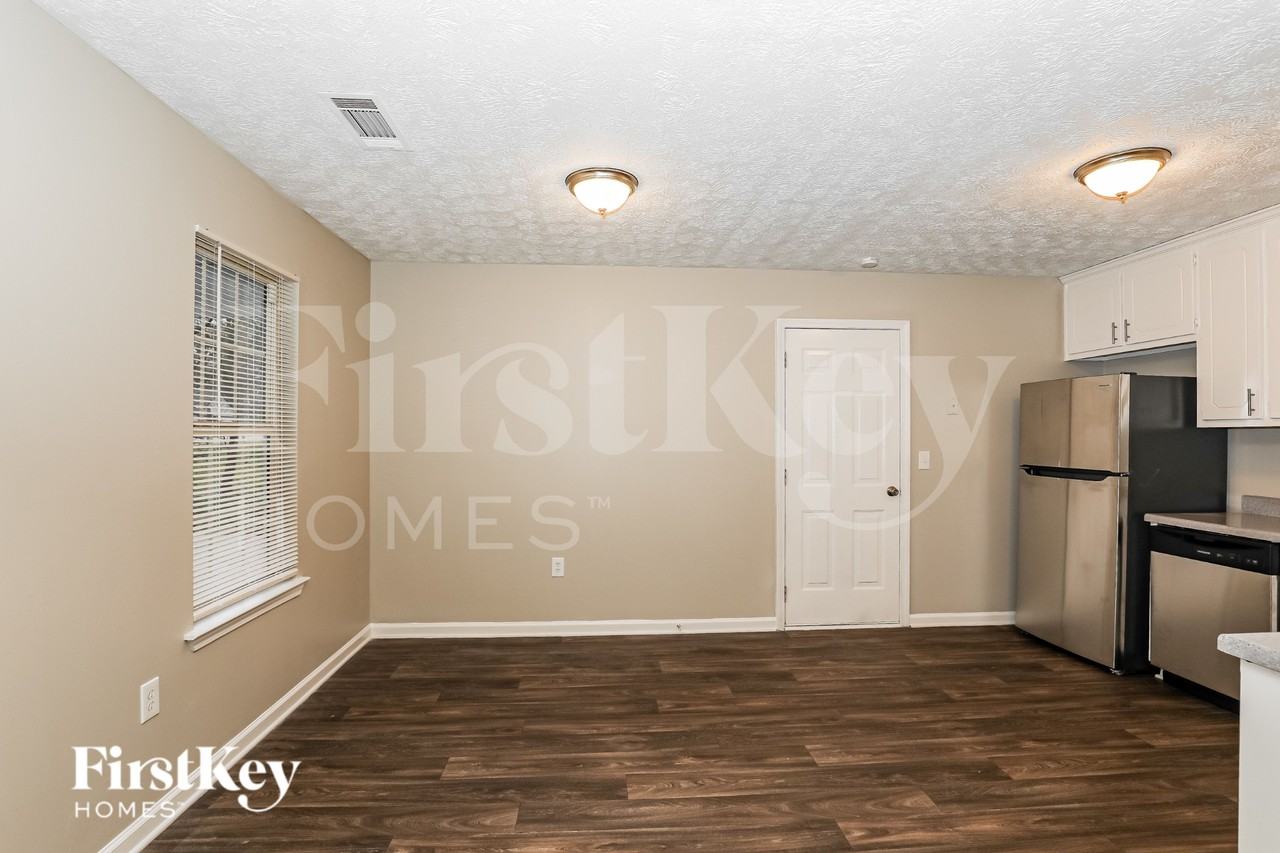 161 Caldwell Dr - Photo 6 of 19