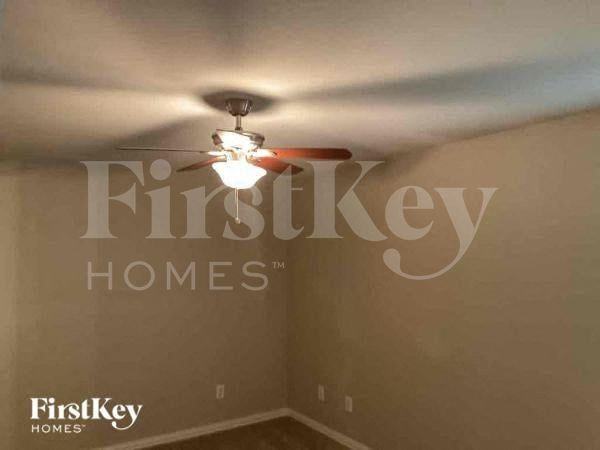 1607 Coleman St - Photo 7 of 12