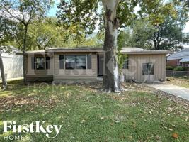 featured image of 1504 Valley View St