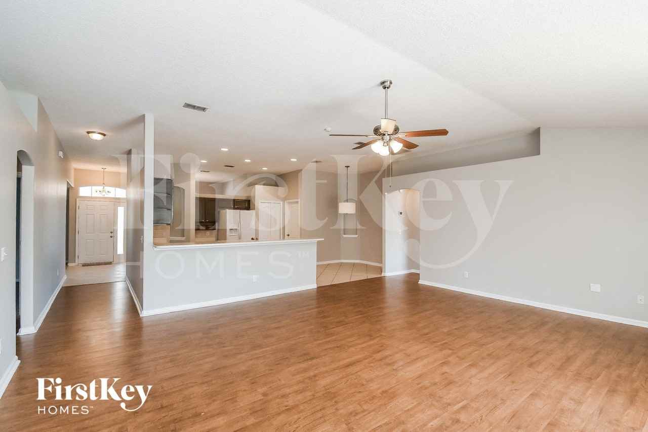 12880 Kelsey Island Dr - Photo 3 of 15