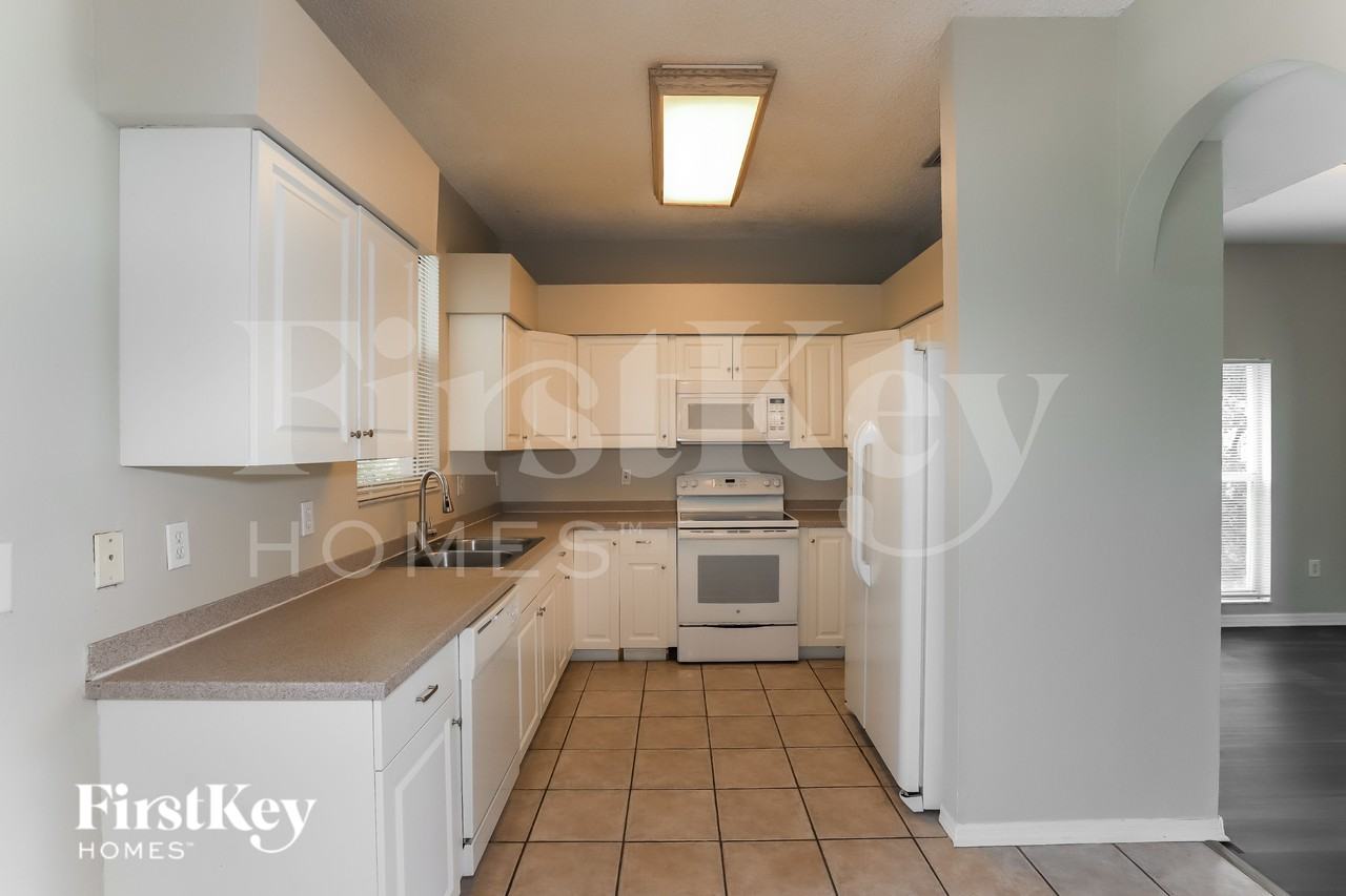 1227 Alpine Lake Dr - Photo 6 of 16