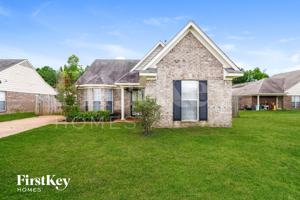 featured image of 10219 Cottage Oaks Cv