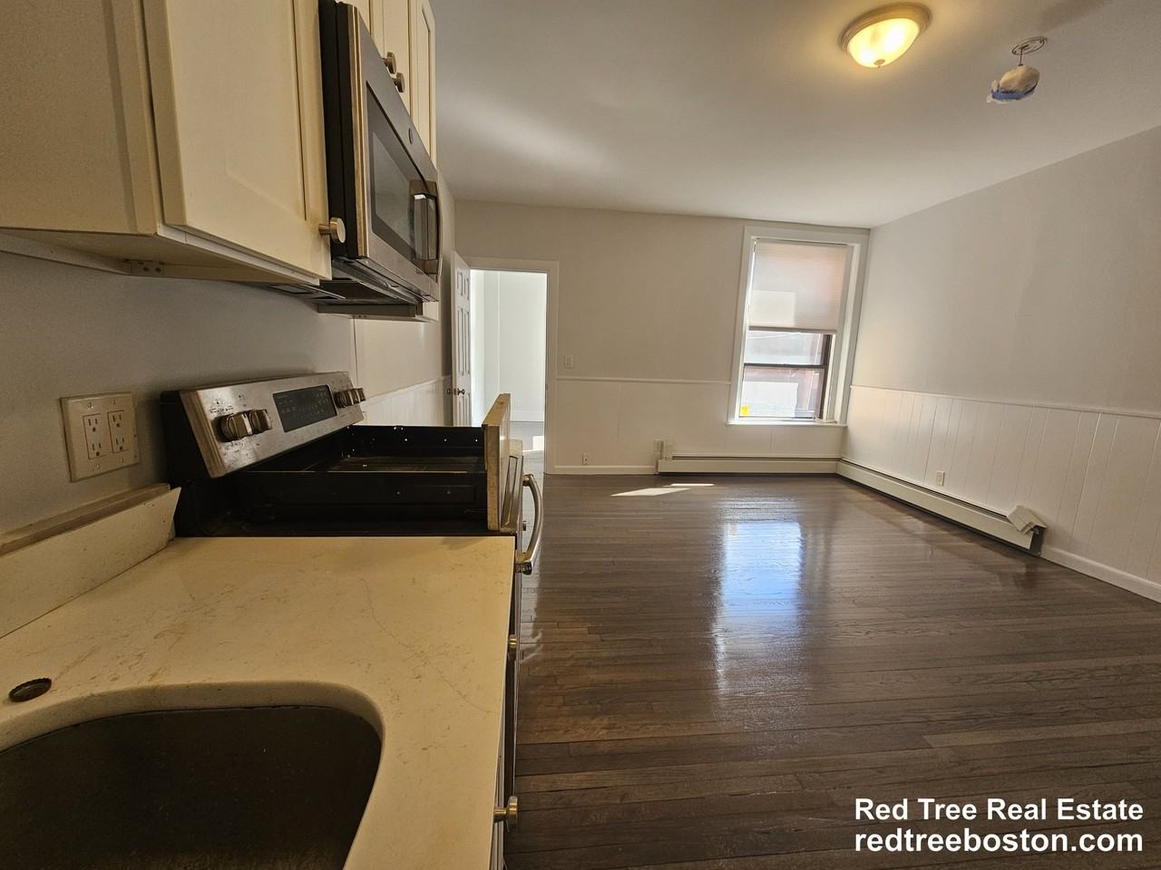 499 Beacon St #9