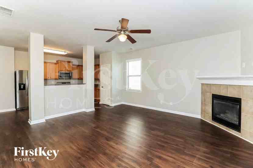 193 Palisades Dr - Photo 3 of 15