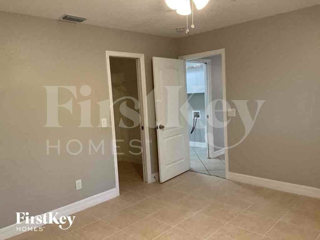 314 Se 15th St - Photo 7 of 15