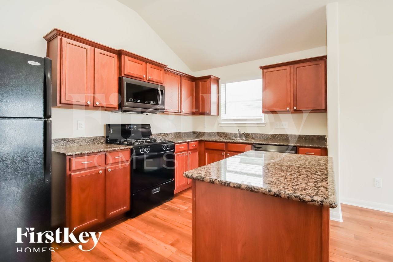 9846 Onyx Trail Dr - Photo 7 of 15