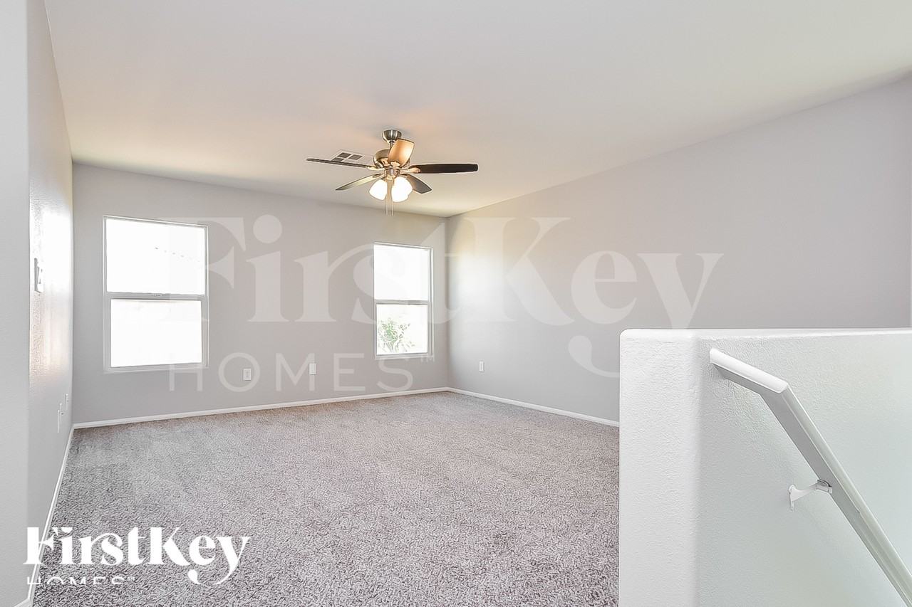 6694 Wood Thrush Pl - Photo 7 of 15