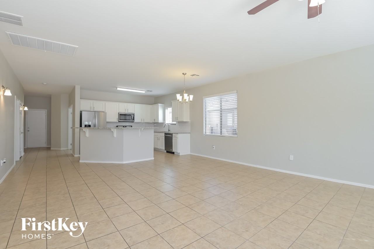 11071 W Willow Field Dr - Photo 4 of 15