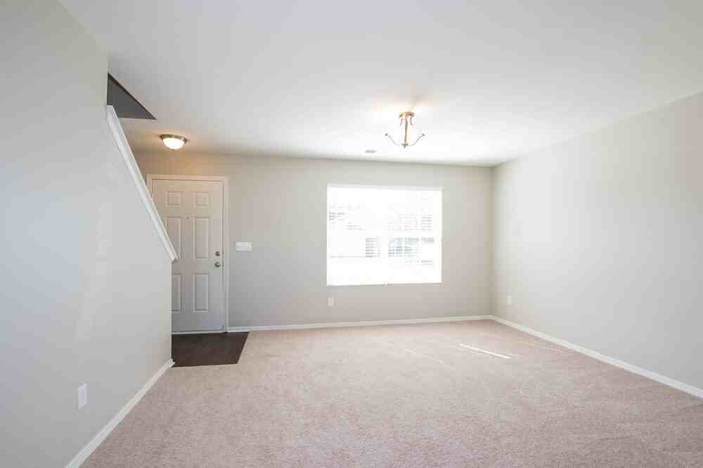 8118 Rosberg Ln - Photo 3 of 15