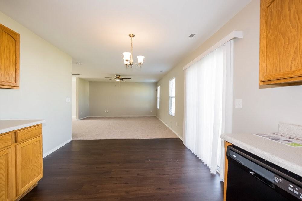 8118 Rosberg Ln - Photo 7 of 15