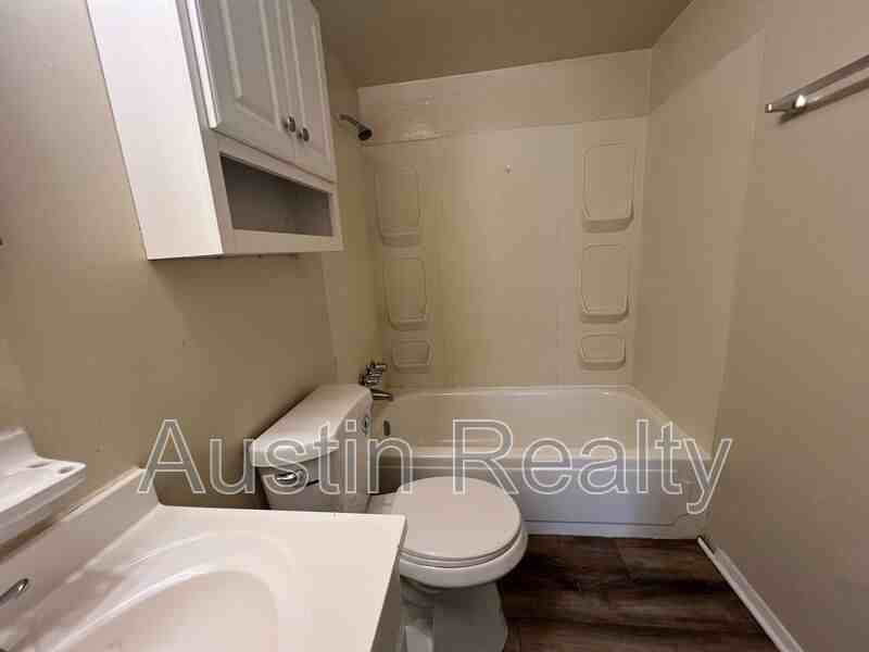 3704 Greenwood Blvd #29 - Photo 7 of 7