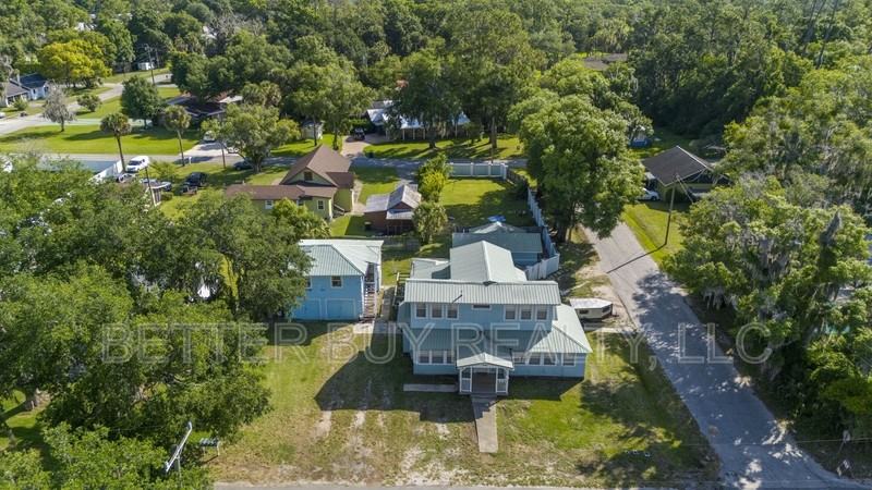 300 N Church St - Photo 4 of 44