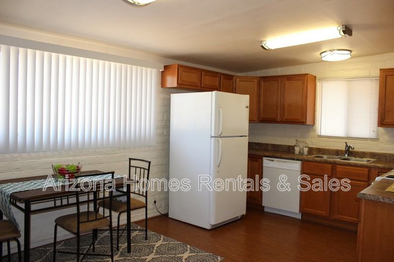 8240 E 18th St - Photo 4 of 7