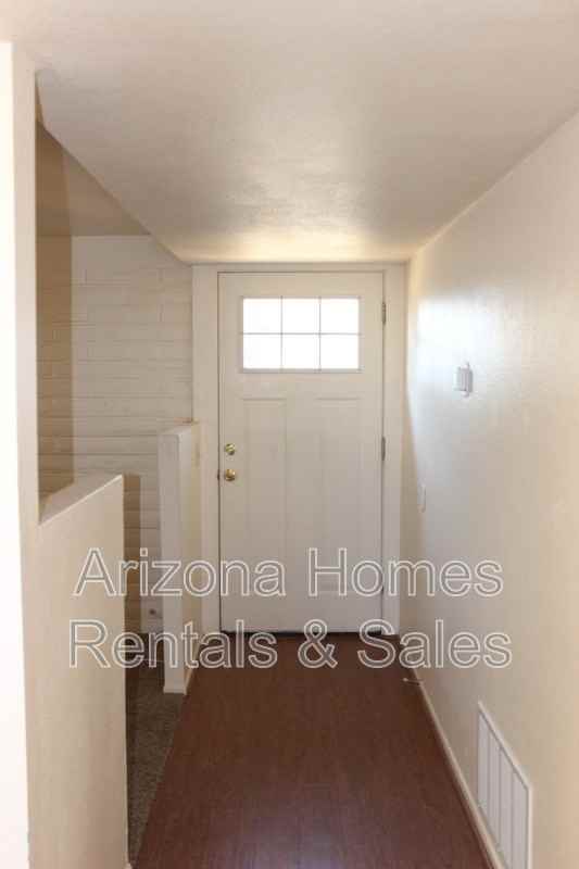 8240 E 18th St - Photo 6 of 7