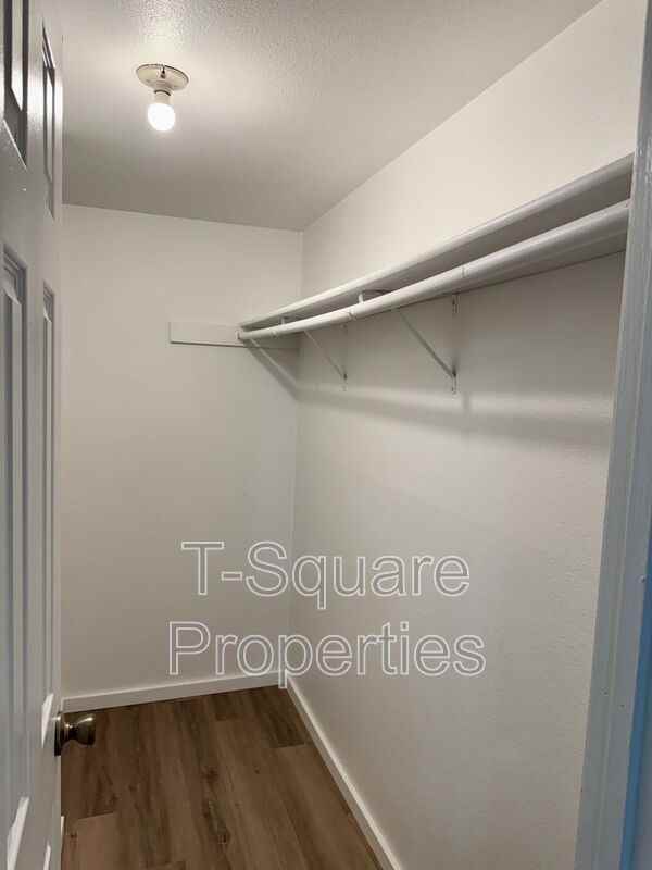 225 164th St Se #203 - Photo 5 of 22