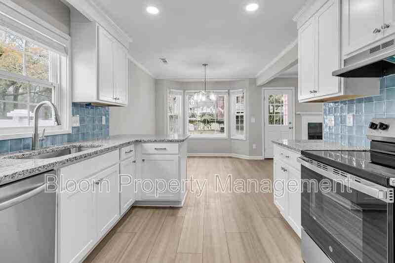 974 Governors Rd - Photo 6 of 34