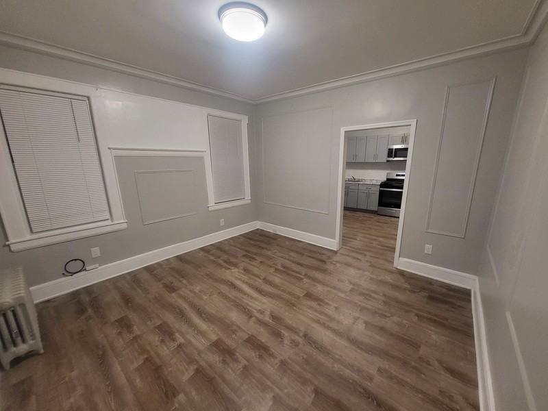 100 Grand Ave #1L - Photo 5 of 12