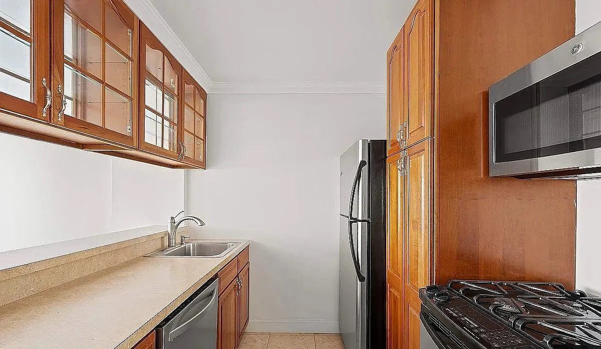 2 S End Ave - Photo 3 of 7