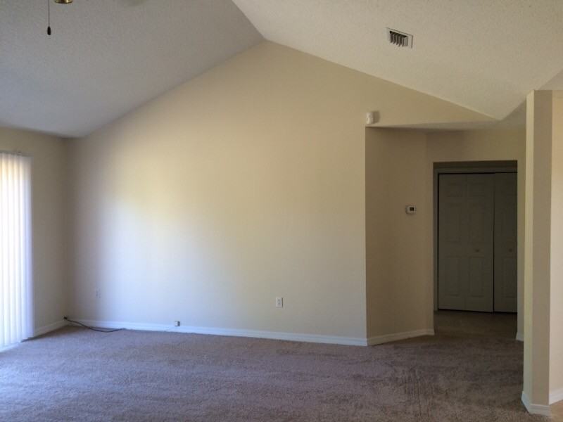 7474 Manatee St - Photo 4 of 15