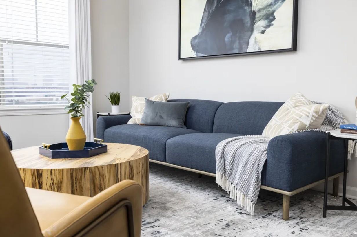 371 Northside Dr Nw - Photo 3 of 11