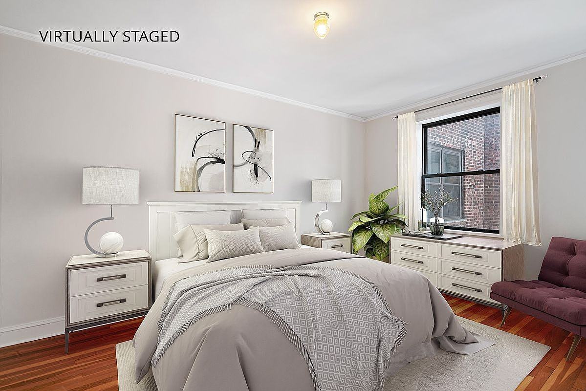 2540 31st Ave #4K - Photo 2 of 21