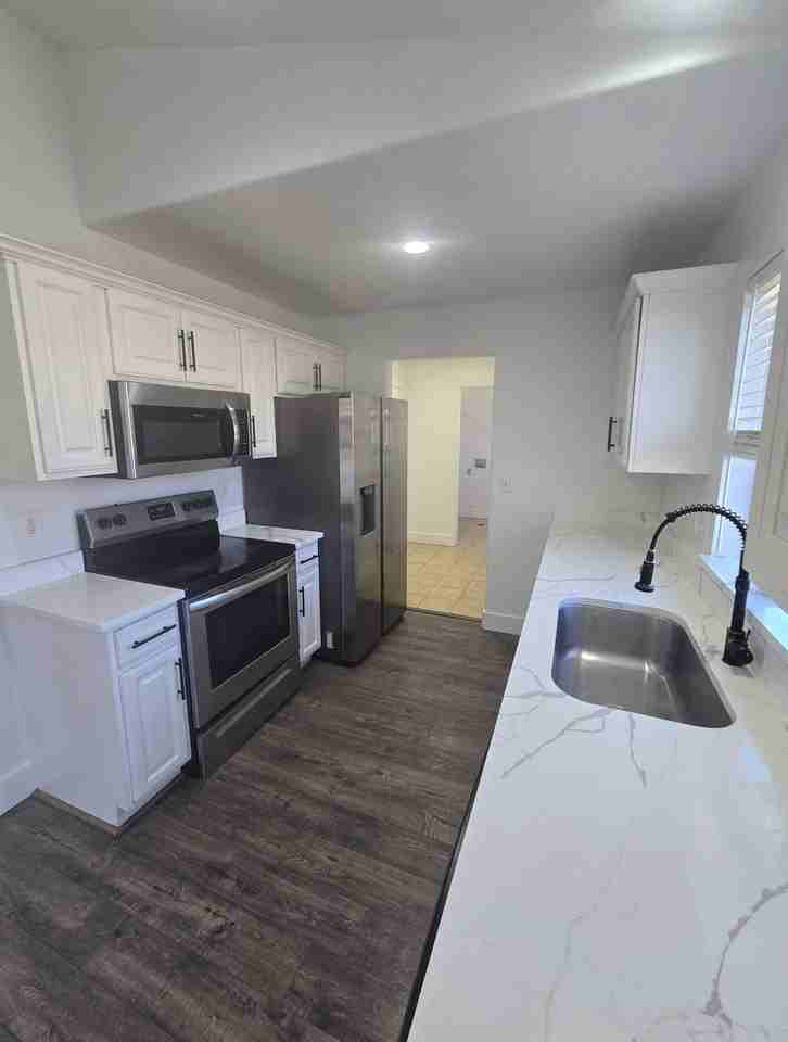 156 Wn - Photo 3 of 32