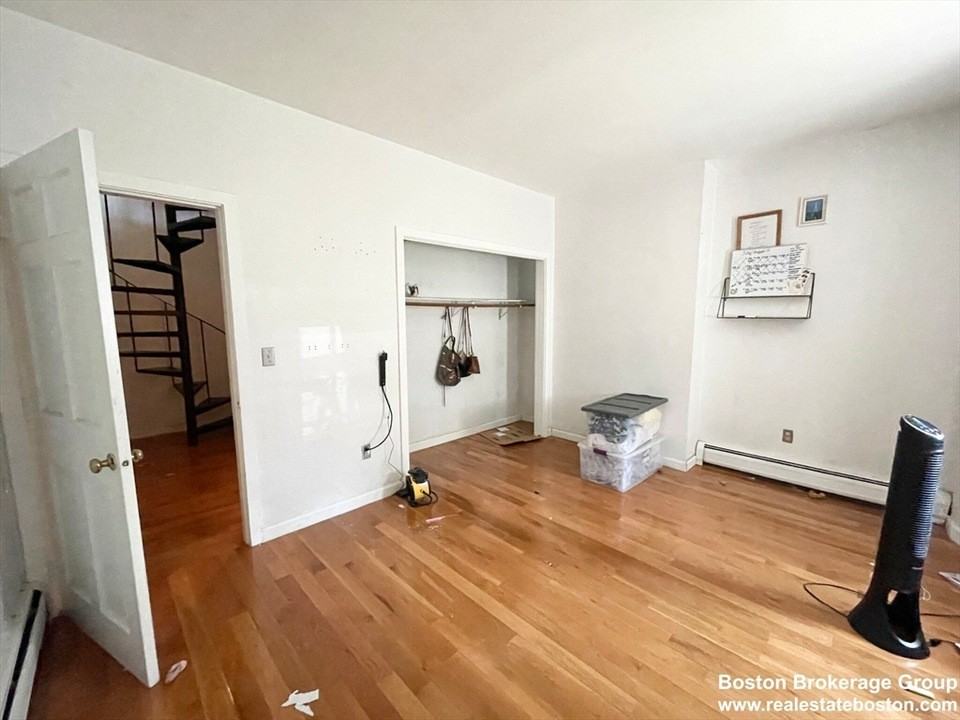 670 Massachusetts Ave #1 - Photo 7 of 11